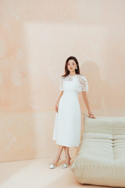 Đầm dạ hội vai lưới ren